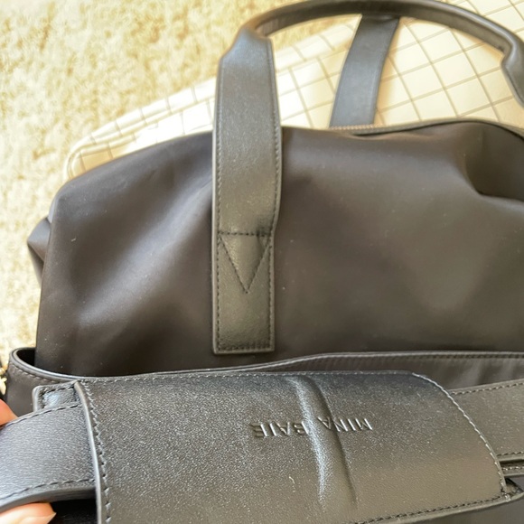 VGUC Mina Baie London weekender in black nylon w/ gold hardware - Picture 16 of 16